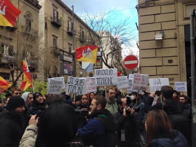 Salvini contestato a Palermo. Vecchie e nuove forme di comunicazione/partecipazione